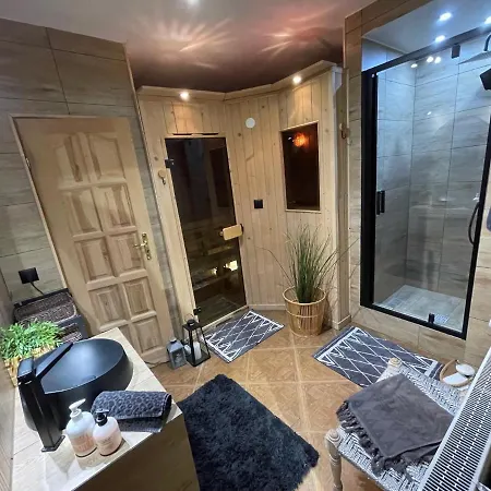 Prestige Apartament z sauna Zbojnicka Piwnica Krupowki-2